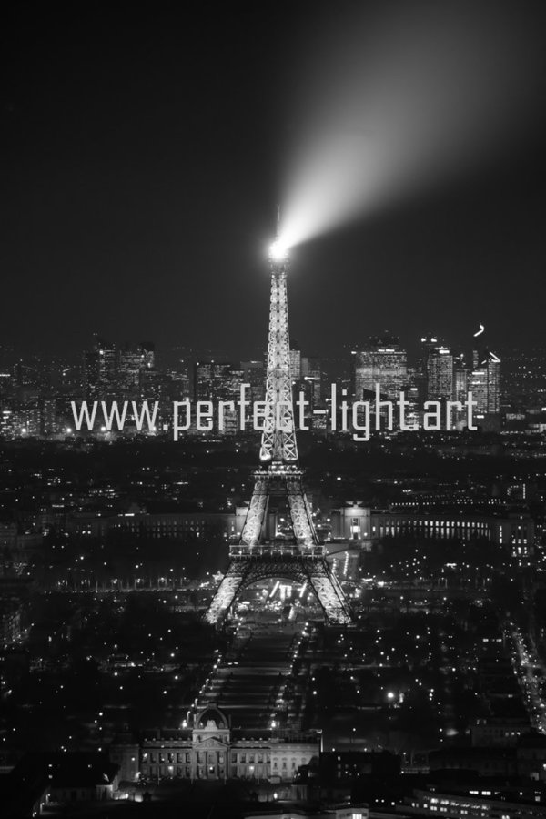Eiffel Tower Historic - Last Minute